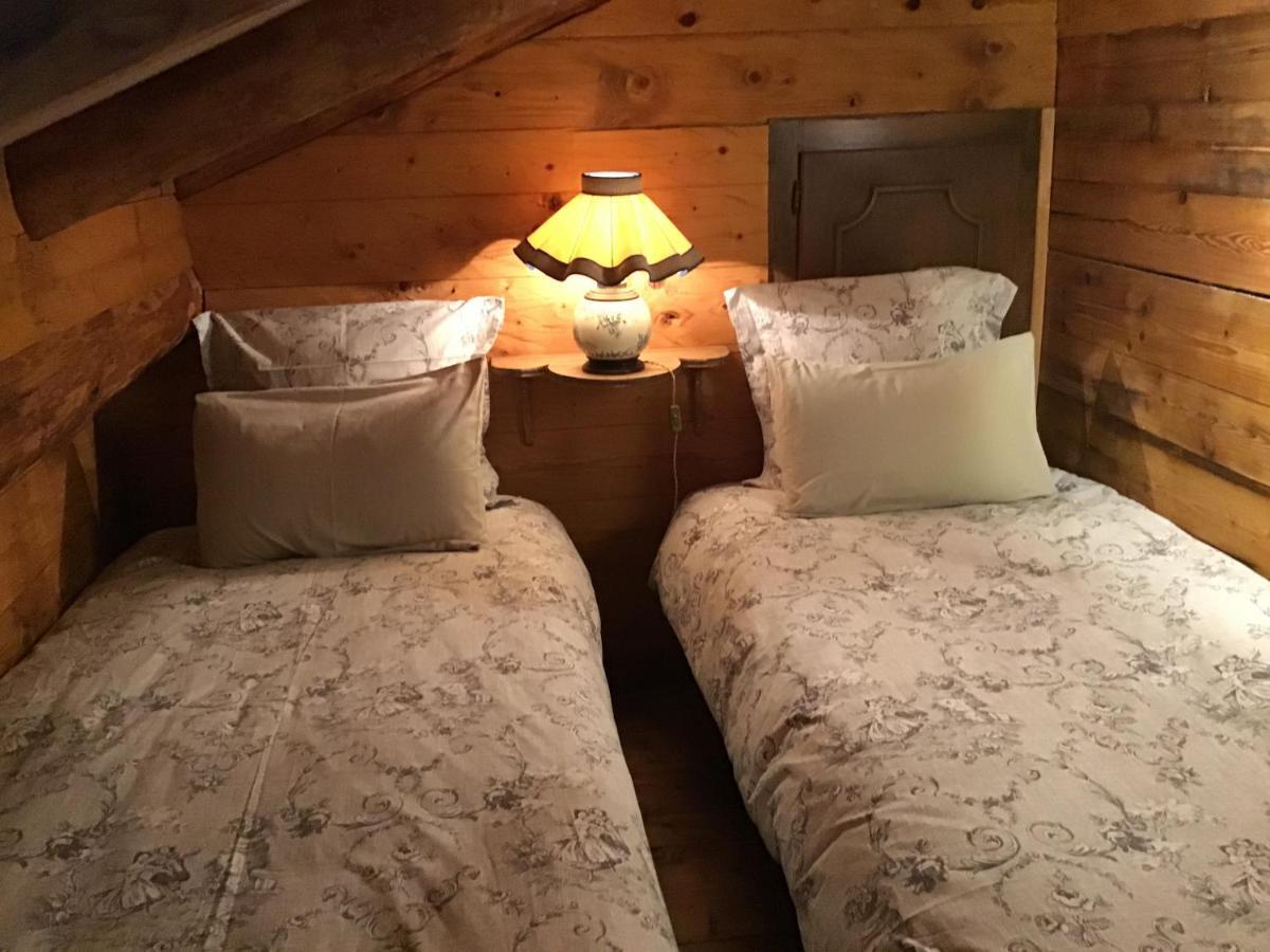 Chambres D'Hotes Le Barna 라클루자 외부 사진