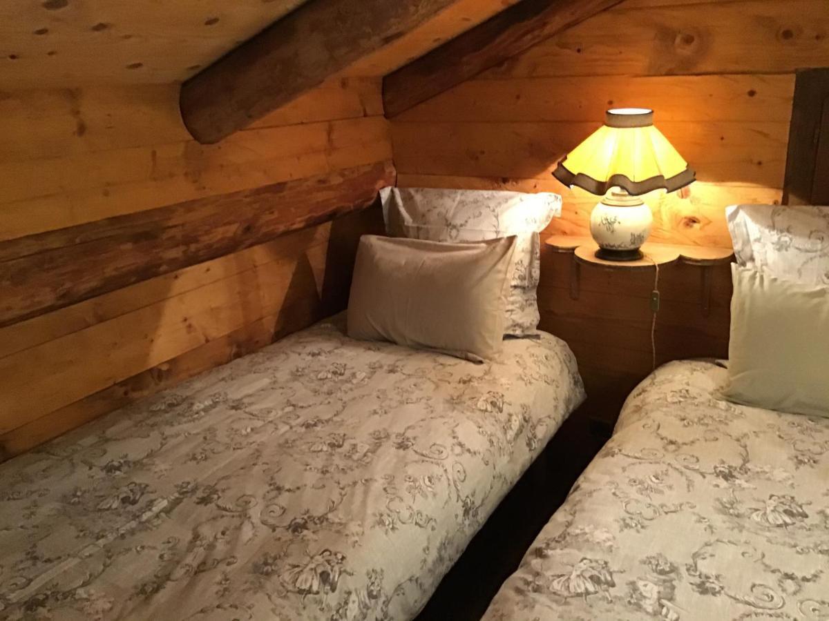 Chambres D'Hotes Le Barna 라클루자 외부 사진